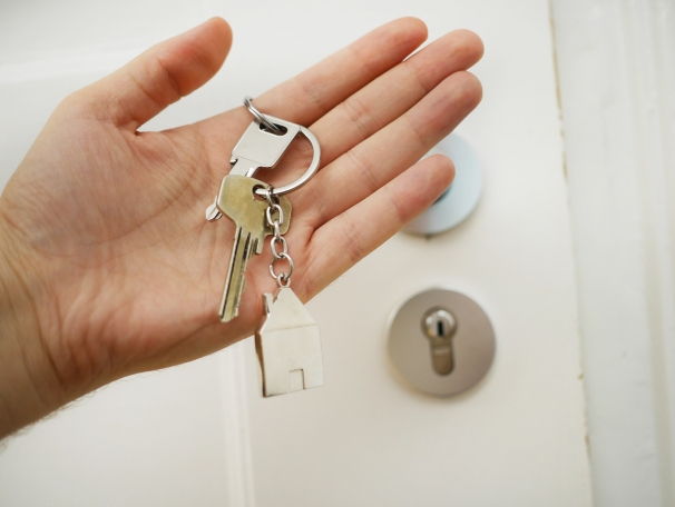 https://Danieljsmith.StopRentingStartOwning.com